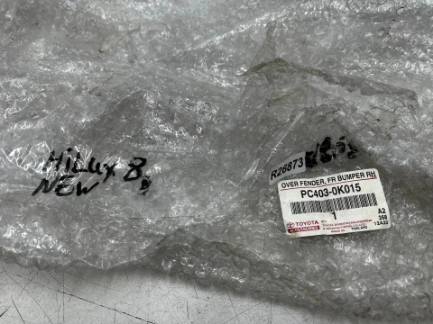 Listwa Toyota Hilux 8 VIII 15-26r. NOWA prawa przednia nakładka zderzaka rant nadkola błotnika pc403-0k015