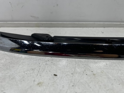 Listwa Vw Passat B8 14-23r. prawa przednia nakładka reflektora Chrom maskownica lampy górna 3g0941120