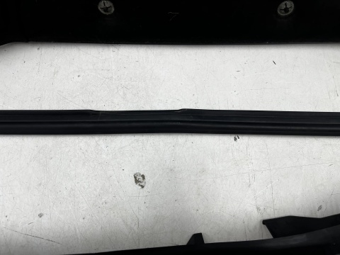 Podszybie Opel Meriva A 03-10r. górne i dolne uszczelka podszybia komplet Europa 93265098 93301867
