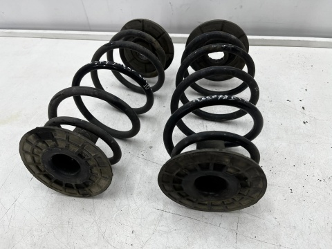 Sprężyna tylna Opel Meriva A 03-10r. 1.4 benzyna sprężyny tylne