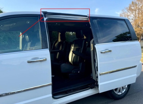 Uszczelka Chrysler Voyager Dodge Grand Caravan V 07-20r. NOWA OE LEWA górna tylna guma drzwi przesuwnych karoseryjna wewnętrzna