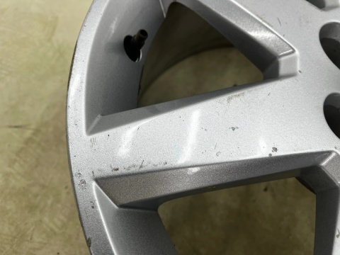 Felga aluminiowa Cadillac BLS Saab 9-3 II 05-10r. r17 cali 7,5jx17 ET41 5x110 CH65,1 pojedyncza oryginalna 12772441