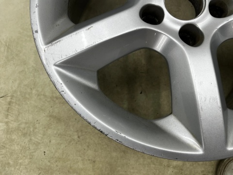 Felga aluminiowa Opel Astra H Meriva A Vectra C Zafira B r17 cali 7jx17 ET39 5x110 CH65,1 pojedyncza oryginalna BTG OP12
