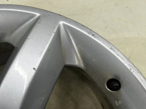 Felga aluminiowa Opel Astra H Meriva A Vectra C Zafira B r17 cali 7jx17 ET39 5x110 CH65,1 pojedyncza oryginalna BTG OP12