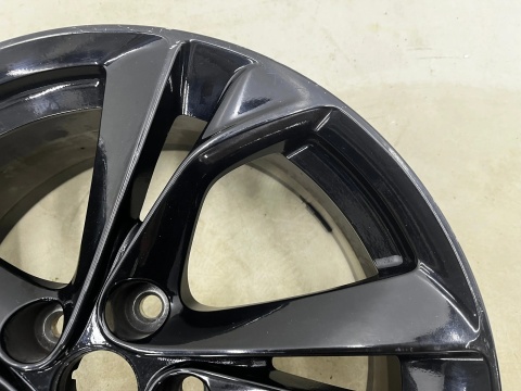 Felga aluminiowa Opel Astra K 15-22r. r17 cali 7,5jx17 ET44 5x105 CH56,5 pojedyncza oryginalna z czujnikiem ciśnienia 13409657