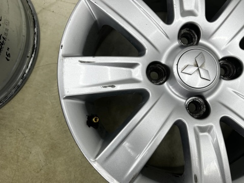 Felgi aluminiowe Mitsubishi Colt VI 6 Z30 04-12r. r15 cali 6jx15 ET46 4x114,3 CH67 felgi oryginalne KOMPLET 4250a756