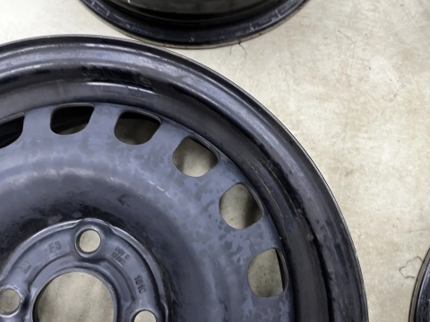 Felgi stalowe Opel Corsa D Cosra E Adam 06-19r. 5,5jx14 4x100 ET39 CH56,5 14 cali z czujnikami ciśnienia KOMPLET 2140144