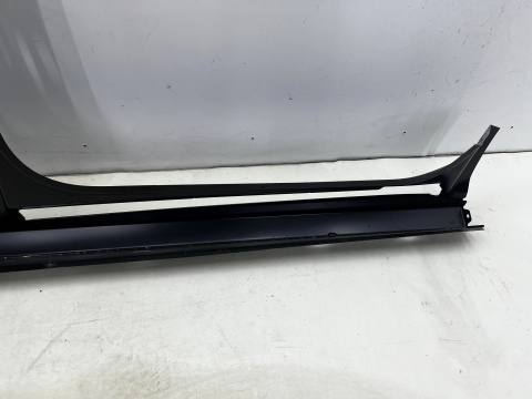 Poszycie VW Caddy 4 IV Transit Connect MK3 III 20r.- prawy środkowy słupek próg wzmocnienie ćwiartka panel NOWE ORYGINALNE