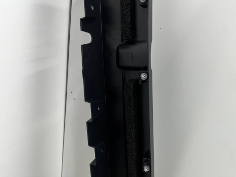 Nakładka progu Land Rover Defender 2 II L663 20r.- NOWA lewa listwa progowa zewnętrzna próg lewy l8b2-10155-ac lr131563