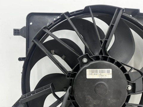 Wentylator chłodnicy Ford C-max MK2 Focus MK3 Connect MK2 10-19r. 1.5 TDCi 1.6 TDCi wiatrak z obudową SPRAWNY dv61-8c607-ad
