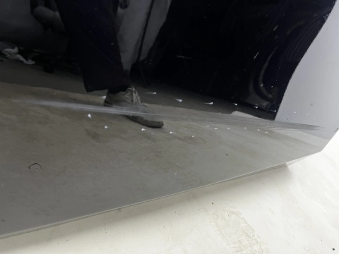 Drzwi BMW 5 G60 G61 23r.- lewe przednie lewy przód
