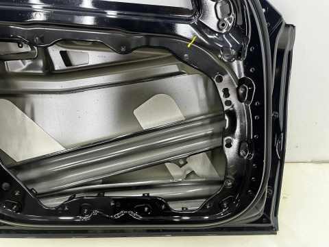 Drzwi BMW 5 G60 G61 23r.- lewe przednie lewy przód