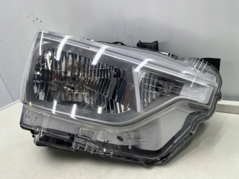 Lampa reflektor Isuzu D-Max 20r.- PRAWA przednia zwykła H4 898328-7875 EU