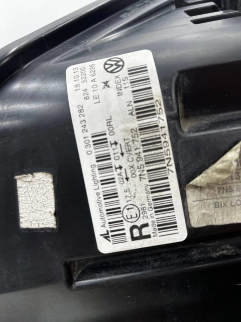 Lampa reflektor Seat Alhambra 2 II 7n 10-20r. prawa przednia Xenon ksenon SKRĘTNY EU prawy przód 7n5941752