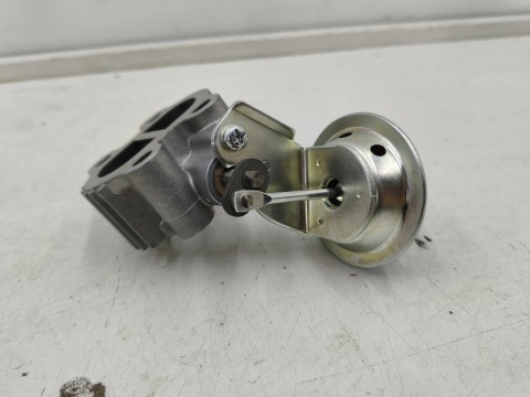 EGR Toyota Avensis T27 T25 Auris E18 RAV4 3 III 03-18r. 2.2 2.0 D DISESEL 25630-26020