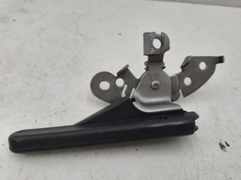 Klamka Nissan Micra K11 92-02r. rygiel otwierania klapy bagażnika klapki wlewu paliwa 84640-4f116