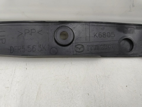 Osłona błotnika Mazda CX-30 19r.- PRAWE wygłuszenie błotnika orginalne dfr5563k1