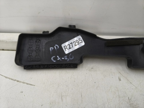 Osłona błotnika Mazda CX-30 19r.- PRAWE wygłuszenie błotnika orginalne dfr5563k1