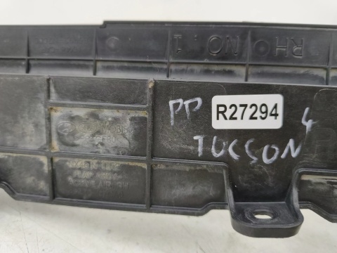 Osłona chłodnicy Hyundai Tucson 4 IV 20-26r. prawa żaluzja roleta kierownica wlot powietrza zderzaka pasa przedniego 86991-n7ca0