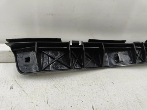 Ślizg Toyota Corolla Verso 2 II 04-09r. prawy przedni wspornik mocowanie zderzaka przedniego prawy przód 52535-0f010