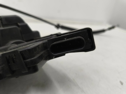 Zamek drzwi Citroen DS4 II 21r.- prawy przedni zamek drzwi 4 pin 9835116580