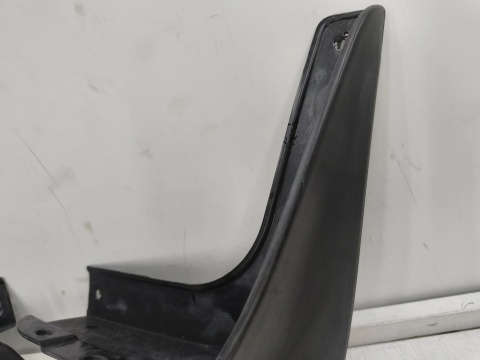 Chlapacze Hyundai i30 1 I 07-12r. nowa lewa prawa tylna osłona błotnika lewy prawy tył komplet 084602l500