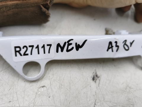 Mocowanie błotnika Audi A3 8v LIFT 16-20r. NOWA lewa przednia dolna podpora błotnika wspornik 8v0821091c