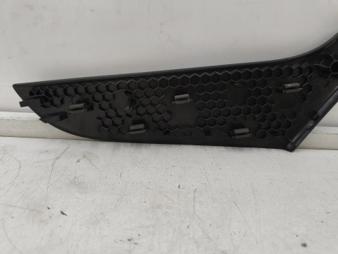Tapicerka VW Golf 6 VI 08-12r. 5Drzwi nakładka rączki boczka drzwi prawych przednich tylnych listwa 5k4868040a