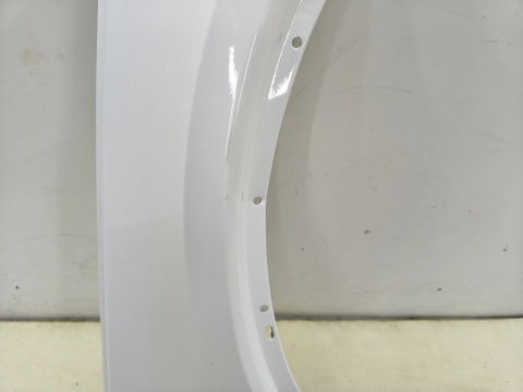 Błotnik Volvo XC40 17r.- prawy przedni prawy przód 31457584