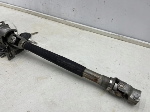 Kolumna kierownicy Mitsubishi Colt VI 6 Z30 04-12r. krzyżak DWA kluczyki