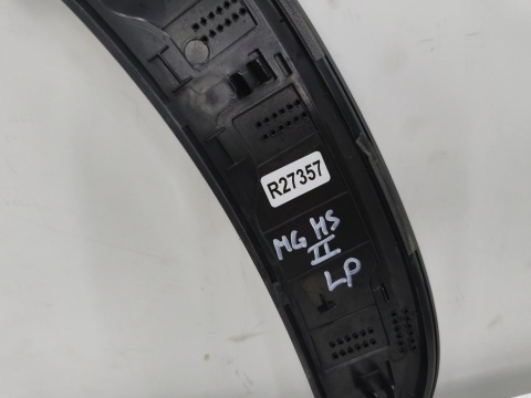 Listwa MG HS II 24r.- lewy przedni rant nadkola błotnika nakładka lewy przód 10910377