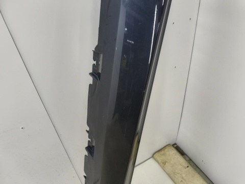 Nakładka progu BMW X5 G05 18-26r. M-pakiet prawa listwa progowa zewnętrzna 51778069278