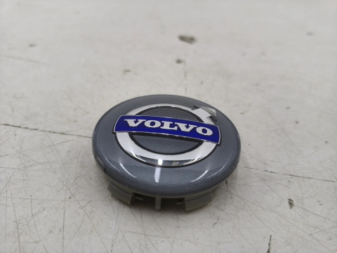 Kołpak Volvo V40 V60 1 I S60 1 I S40 1 I 00-18r. 64mm dekielek zaślepka felgi nowy oryginalny 31400452