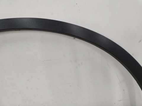 Listwa Volvo XC40 17r.- prawa przednia nakładka rant błotnika prawy przód 31448345