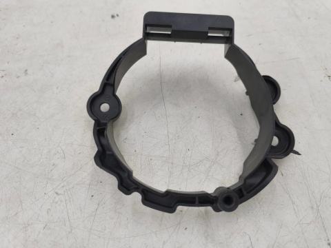 Mocowanie halogenu Toyota Avensis T27 08-18r. NOWY prawy przedni stelaż halogenu zderzaka wspornik 52127-05070