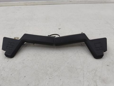 Osłona chłodnicy Mazda 3 IV BP CX-30 CX30 19r.- prawa lewa kierownica powietrza pasa przedniego wlot komplet paf115422 paf115423