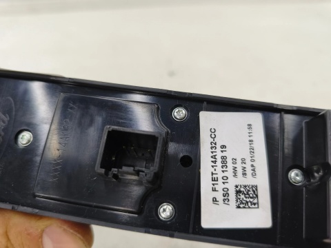 Przełącznik Ford Focus MK3 10-19r. Lewy przód panel sterowania podnoszenia szyb sterowanie składanie lusterek EU xxxx-14a132-xx