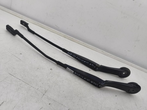 Ramię wycieraczki Ford Focus Mk3 10-19r. komplet prawa lewa strona pasażera prawy lewy przód bm51-17526bc