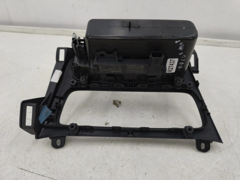 Ramka radia Ford Focus Mk3 10-19r. ramka lewarka zapalniczka dekor f1eb-a044c82-agw