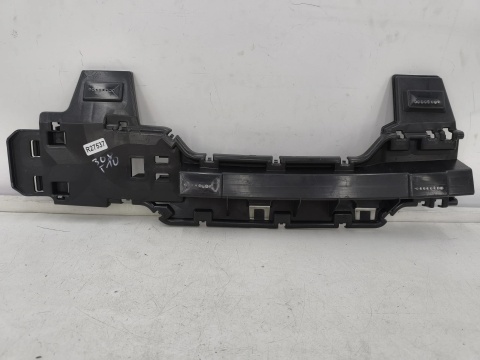 Ślizg Peugeot 308 T10 3 III 21r.- tylny środkowy wspornik mocowanie zderzaka wzmocnienie 9840115880