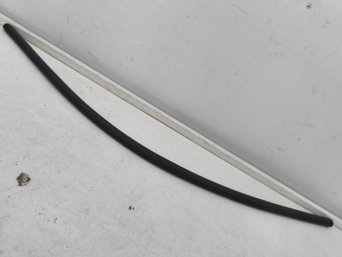 Uszczelka Mini One Cooper F55 F65 NOWA OE lewa prawa przednie DOLNA guma drzwi uszczelnienie krawędzi drzwi 7322508