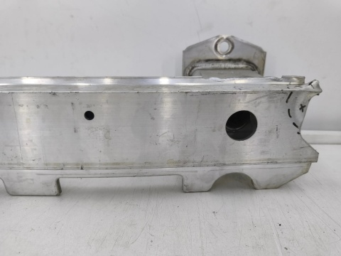 Belka zderzaka BMW G30 17-24r. tylne wzmocnienie pasa tył 5112100310