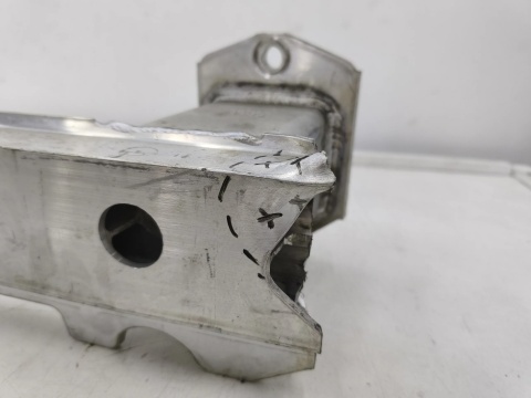 Belka zderzaka BMW G30 17-24r. tylne wzmocnienie pasa tył 5112100310