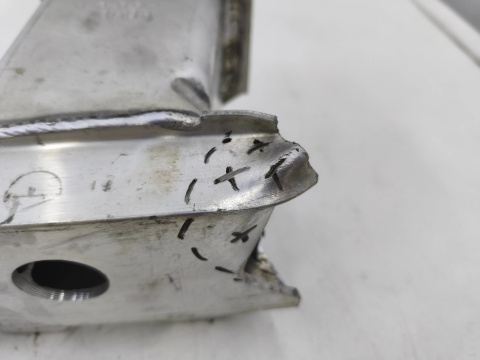 Belka zderzaka BMW G30 17-24r. tylne wzmocnienie pasa tył 5112100310