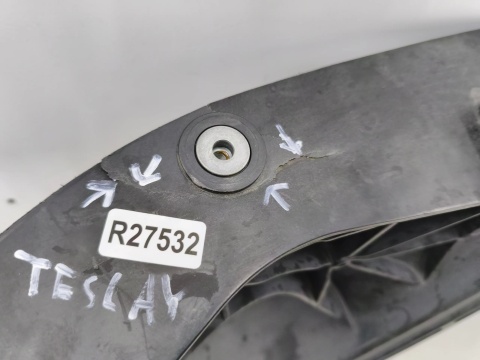 Pas przedni Tesla Model Y 20r.- wzmocnienie czołowe ramka chłodnic oryginalne 1495139-00-b