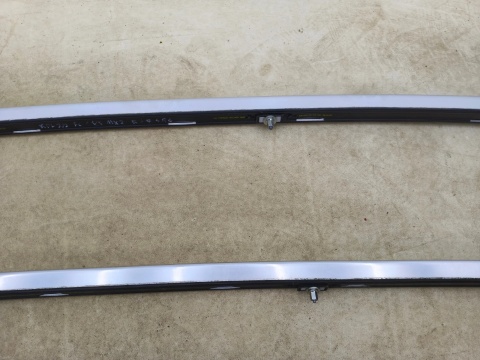 Relingi dachowe Ford Focus Mk3 10-19r. kombi lewa prawa nakładki listwy metalowe komplet bm51-n55123-ac