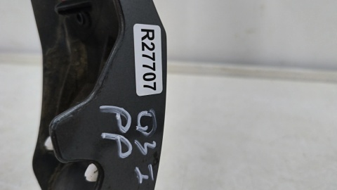 Listwa Audi Q3 I 8u 11-18r. prawy przedni rant nadkola błotnika nakładka połysk prawy przód 8u0853718a