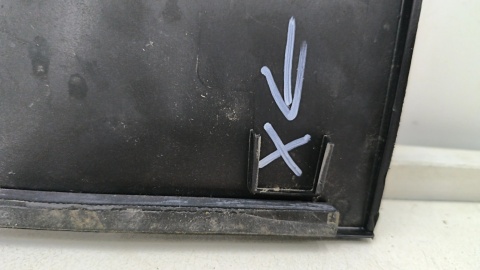 Listwa Iveco daily 4 IV 14r.- lewa nakładka boczna karoseryjna długość 335mm. 5801821732