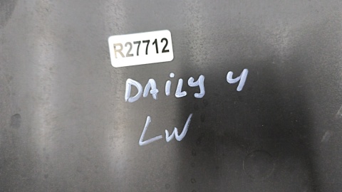Listwa Iveco daily 4 IV 14r.- lewa nakładka boczna karoseryjna długość 335mm. 5801821732