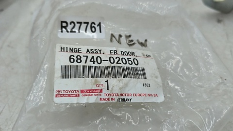 Zawias drzwi Toyota NOWY dolny zawias lewych przednich drzwi 68740-02050